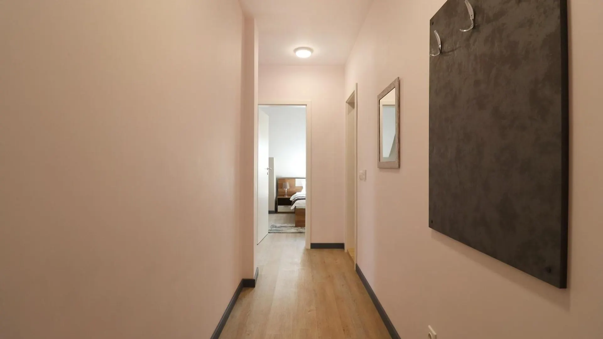 New Sofia Skyline 1Bdrm Free Parking & Terrace Apartment